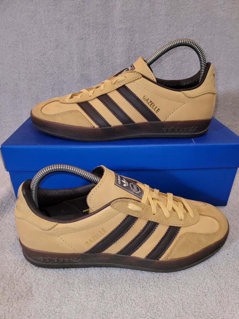 Adidas Gazelle Men's Size 7 Oat Dark Brown Gum Sole Sneakers IH4771 (#2344)